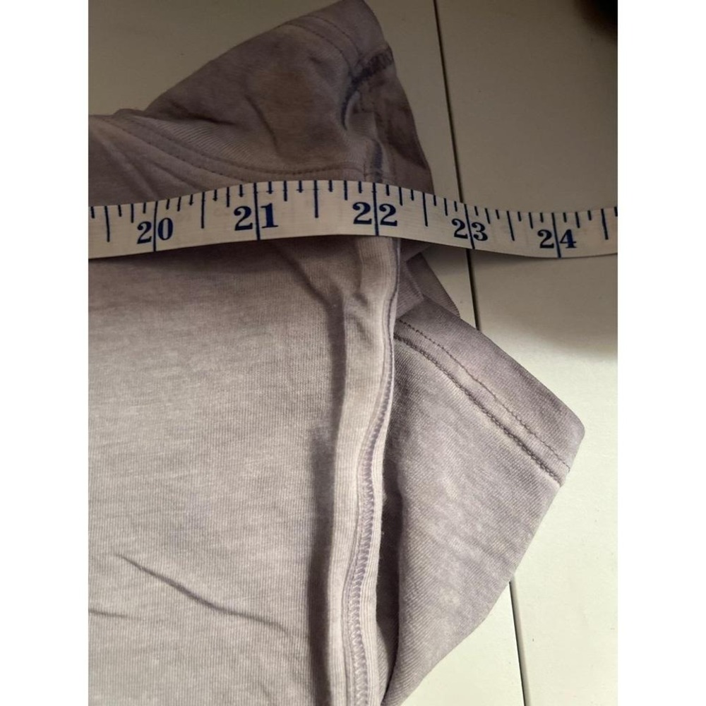 Lululemon Love Crew Fade Shirt Large Faded Purple - Picture 6 of 8